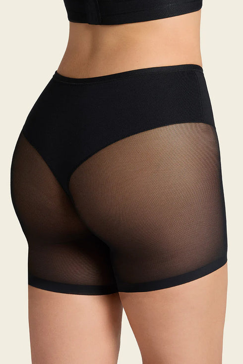 Leonisa Truly Undetectable Sheer Shaper Short